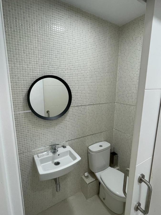 Apartamento Frente A La Playa Piso 3 Estepona Kültér fotó