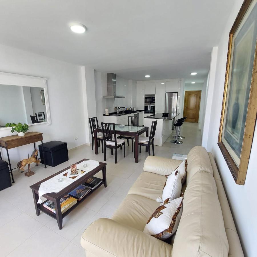 Apartamento Frente A La Playa Piso 3 Estepona Kültér fotó
