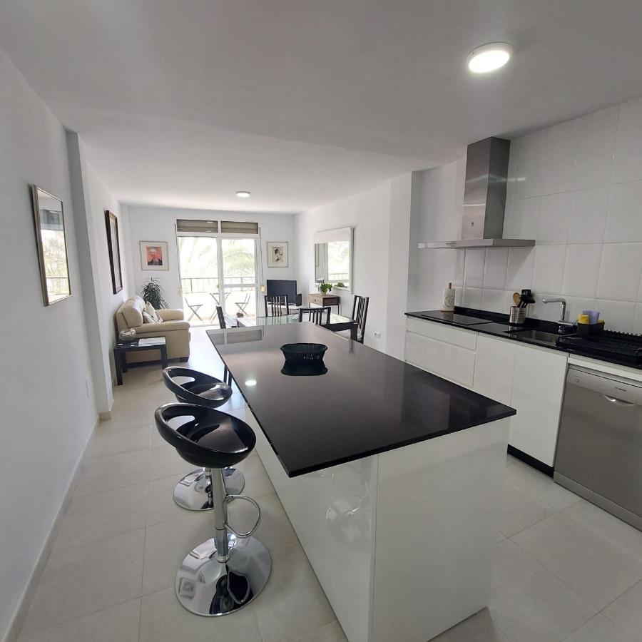 Apartamento Frente A La Playa Piso 3 Estepona Kültér fotó