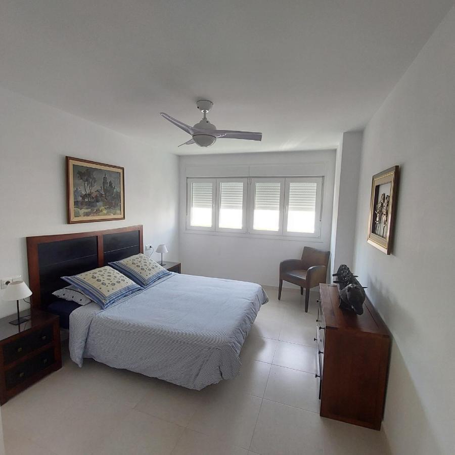 Apartamento Frente A La Playa Piso 3 Estepona Kültér fotó