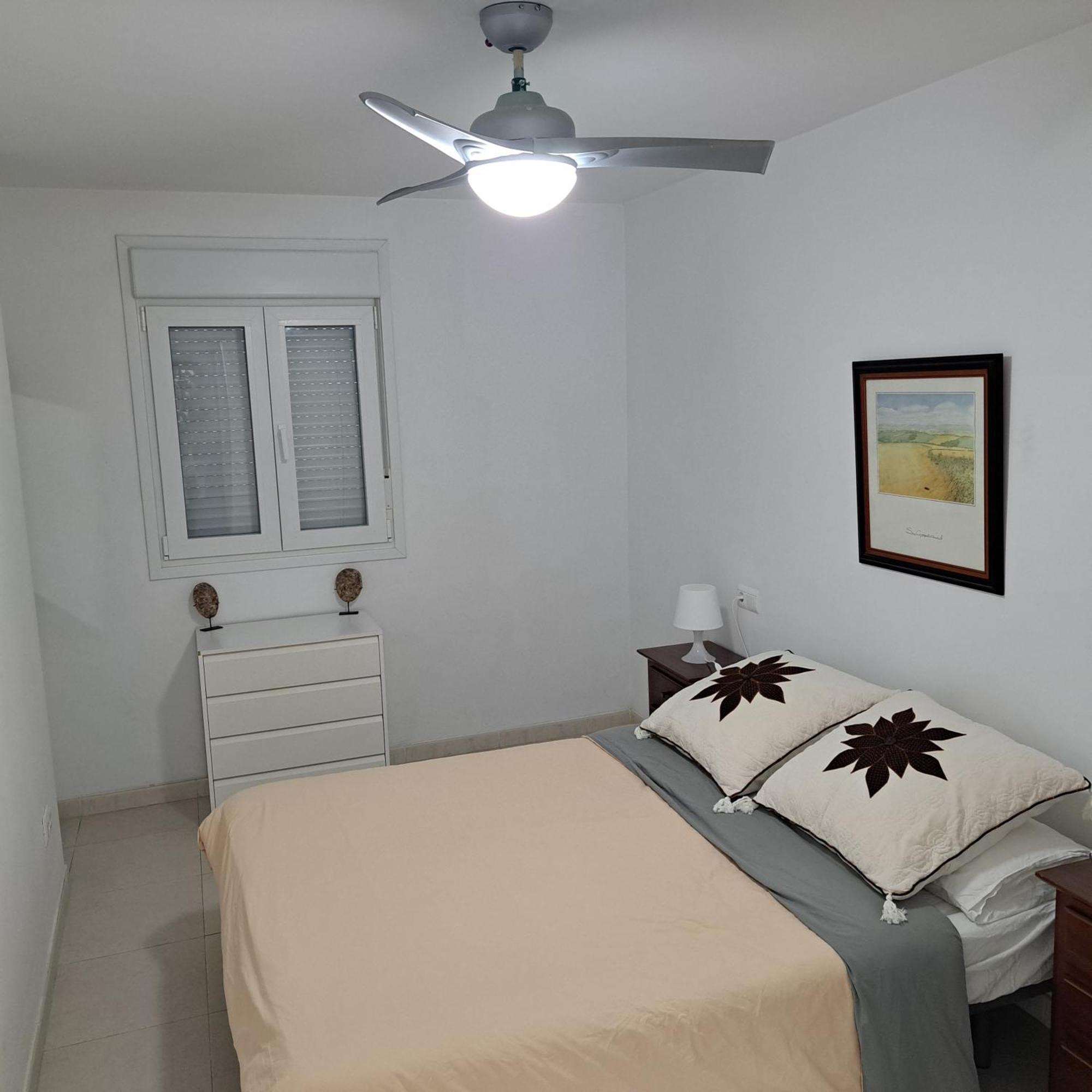 Apartamento Frente A La Playa Piso 3 Estepona Kültér fotó
